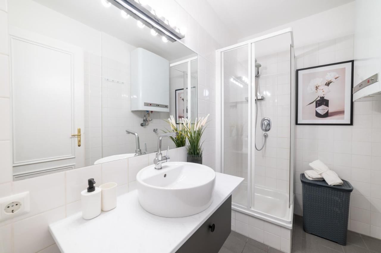 Beautiful Apartment In Vienna'S Heart 15 Экстерьер фото